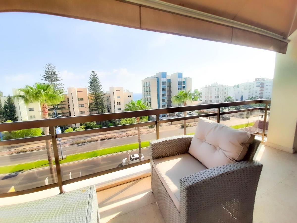 Appartement Samson Sea Breeze, 3Bed Sleeps 6, Free Wifi à Limassol Extérieur photo