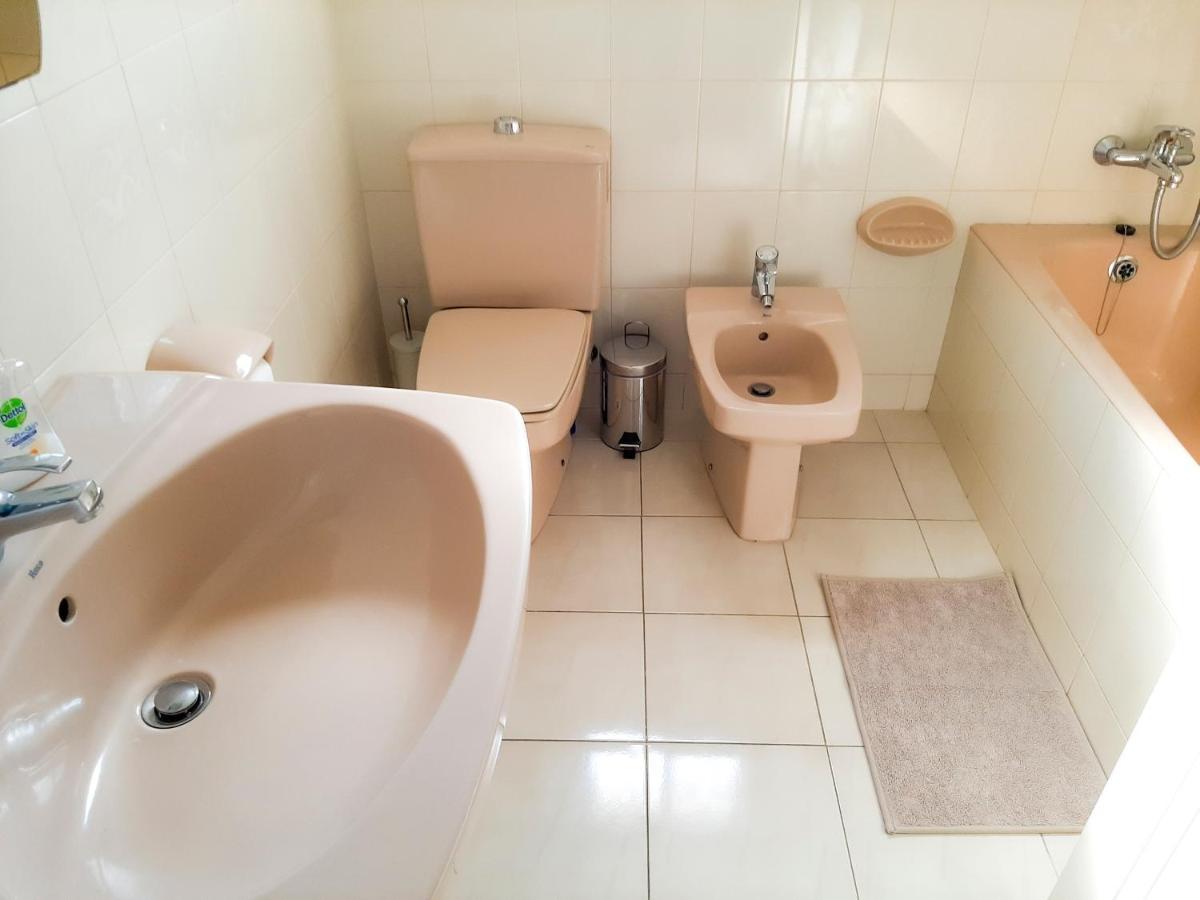 Appartement Samson Sea Breeze, 3Bed Sleeps 6, Free Wifi à Limassol Extérieur photo