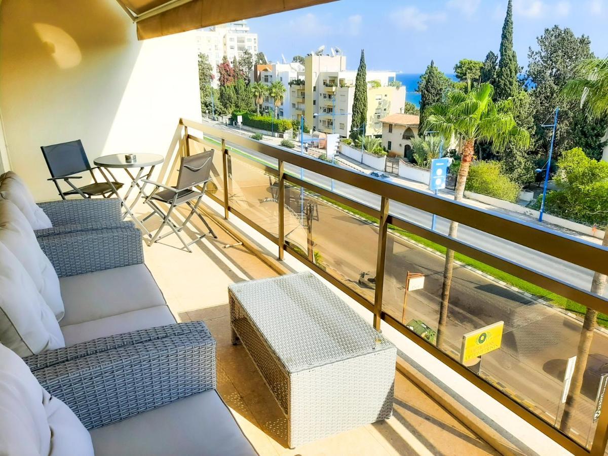Appartement Samson Sea Breeze, 3Bed Sleeps 6, Free Wifi à Limassol Extérieur photo