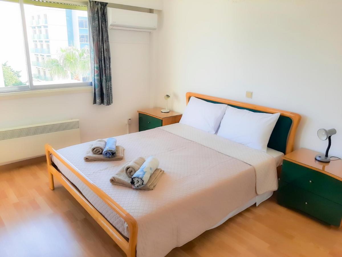 Appartement Samson Sea Breeze, 3Bed Sleeps 6, Free Wifi à Limassol Extérieur photo