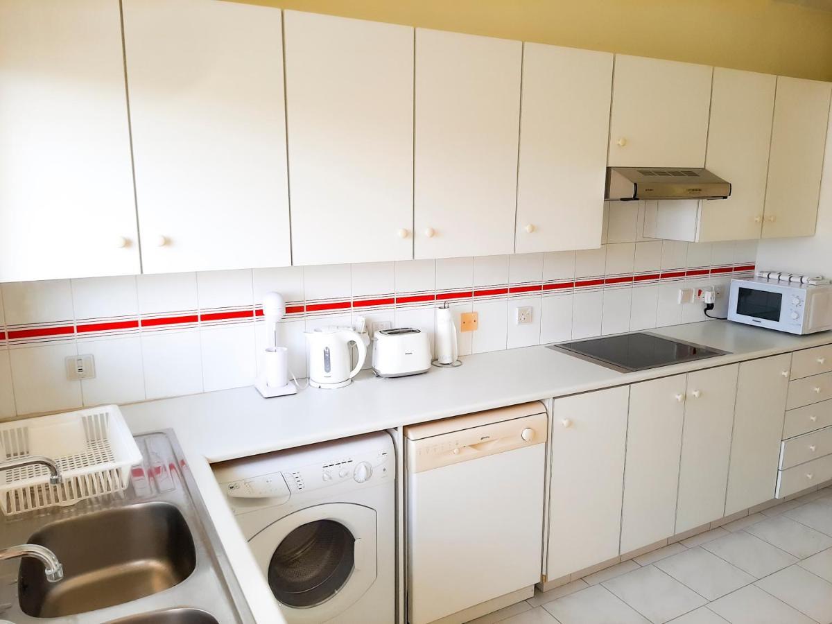 Appartement Samson Sea Breeze, 3Bed Sleeps 6, Free Wifi à Limassol Extérieur photo
